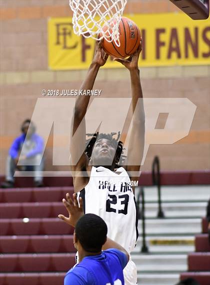 Thumbnail 2 in Dillard vs. Hall (Tarkanian Classic) photogallery.