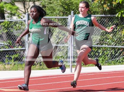 Thumbnail 2 in FVL Championships  (4X100 Relay, 4X400 Relay, 300 Low Hurdles) photogallery.