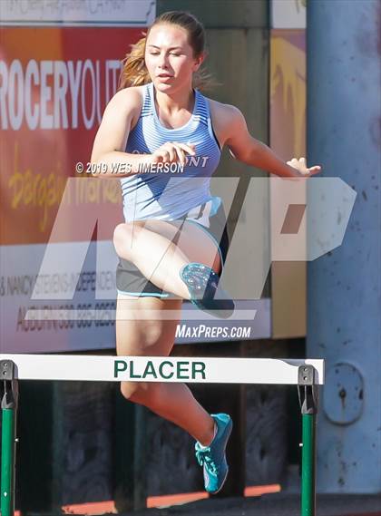 Thumbnail 3 in FVL Championships  (4X100 Relay, 4X400 Relay, 300 Low Hurdles) photogallery.