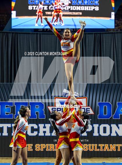 Thumbnail 3 in Seton Catholic - Stunt (AIA Division IV Final) photogallery.