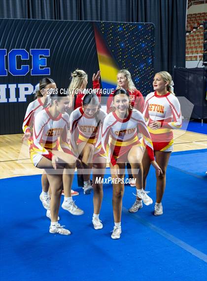 Thumbnail 2 in Seton Catholic - Stunt (AIA Division IV Final) photogallery.