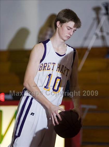 Thumbnail 2 in Bret Harte vs. Vacaville Christian photogallery.