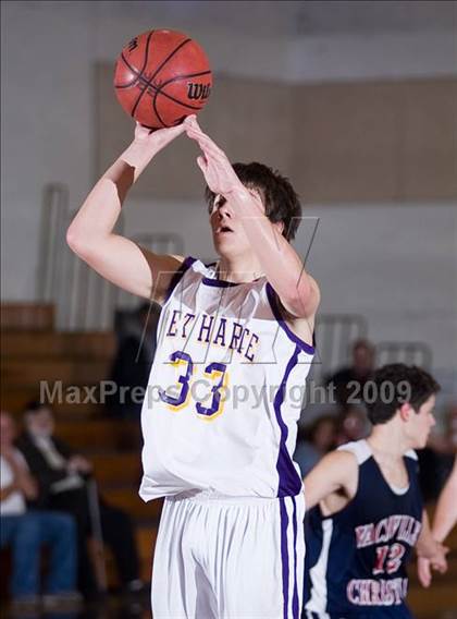 Thumbnail 2 in Bret Harte vs. Vacaville Christian photogallery.