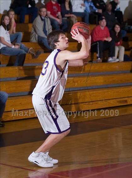 Thumbnail 2 in Bret Harte vs. Vacaville Christian photogallery.