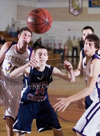 Thumbnail 2 in Bret Harte vs. Vacaville Christian photogallery.