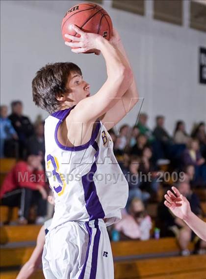 Thumbnail 1 in Bret Harte vs. Vacaville Christian photogallery.
