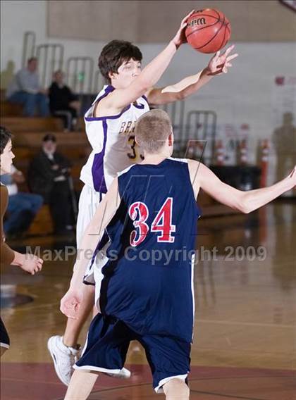 Thumbnail 3 in Bret Harte vs. Vacaville Christian photogallery.