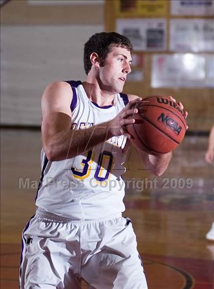 Thumbnail 2 in Bret Harte vs. Vacaville Christian photogallery.