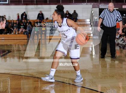 Thumbnail 2 in Benton vs DuQuoin (Rangerette Christmas Classic) photogallery.