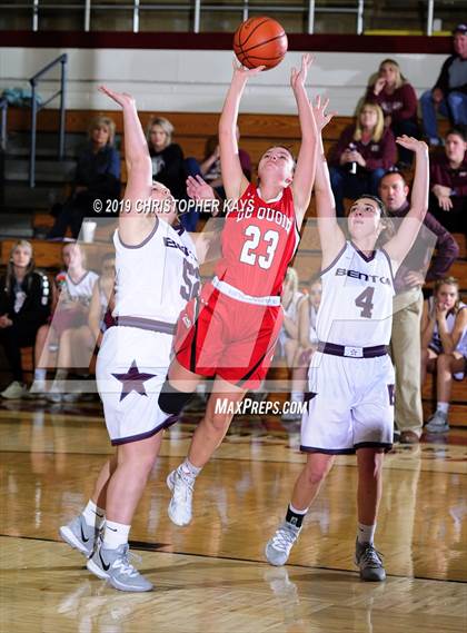 Thumbnail 1 in Benton vs DuQuoin (Rangerette Christmas Classic) photogallery.