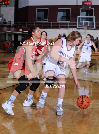 Thumbnail 1 in Benton vs DuQuoin (Rangerette Christmas Classic) photogallery.