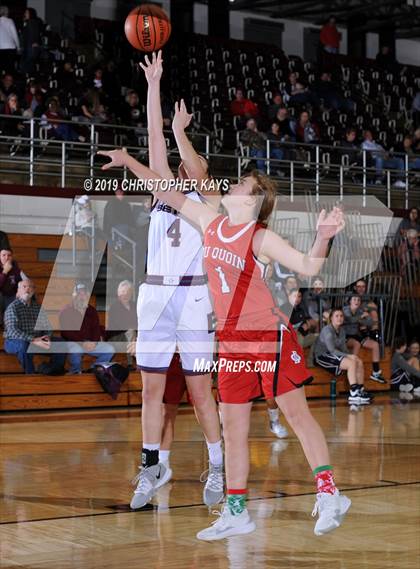 Thumbnail 2 in Benton vs DuQuoin (Rangerette Christmas Classic) photogallery.