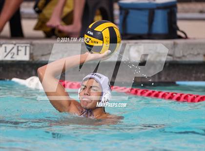 Thumbnail 2 in El Modena @ Villa Park photogallery.