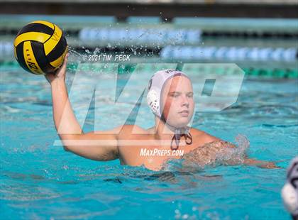 Thumbnail 2 in El Modena @ Villa Park photogallery.
