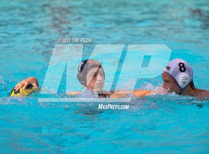 Thumbnail 2 in El Modena @ Villa Park photogallery.