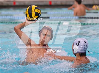 Thumbnail 2 in El Modena @ Villa Park photogallery.