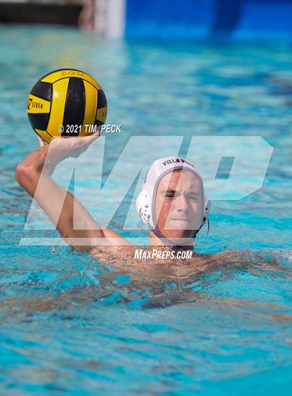 Thumbnail 1 in El Modena @ Villa Park photogallery.