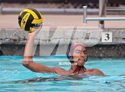 Thumbnail 1 in El Modena @ Villa Park photogallery.
