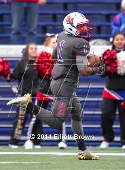 Thumbnail 3 in Gonzaga vs DeMatha (WCAC Semifinal) photogallery.