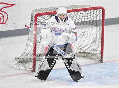 Thumbnail 1 in North Haven @ Fairfield Warde/Ludlowe photogallery.