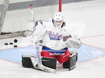 Thumbnail 3 in North Haven @ Fairfield Warde/Ludlowe photogallery.