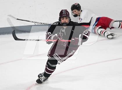 Thumbnail 3 in North Haven @ Fairfield Warde/Ludlowe photogallery.