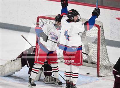 Thumbnail 3 in North Haven @ Fairfield Warde/Ludlowe photogallery.