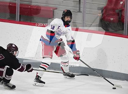 Thumbnail 1 in North Haven @ Fairfield Warde/Ludlowe photogallery.