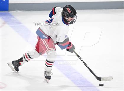Thumbnail 1 in North Haven @ Fairfield Warde/Ludlowe photogallery.