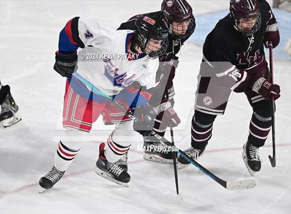 Thumbnail 3 in North Haven @ Fairfield Warde/Ludlowe photogallery.