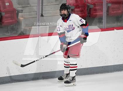 Thumbnail 1 in North Haven @ Fairfield Warde/Ludlowe photogallery.