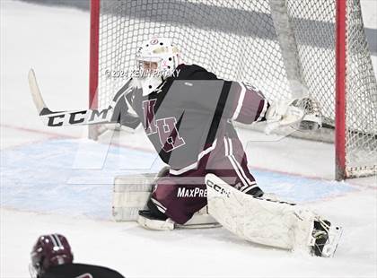 Thumbnail 3 in North Haven @ Fairfield Warde/Ludlowe photogallery.