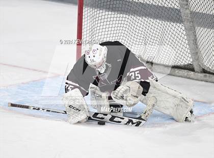 Thumbnail 3 in North Haven @ Fairfield Warde/Ludlowe photogallery.