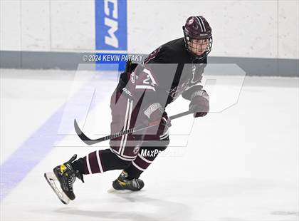 Thumbnail 2 in North Haven @ Fairfield Warde/Ludlowe photogallery.
