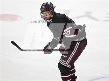 Thumbnail 1 in North Haven @ Fairfield Warde/Ludlowe photogallery.