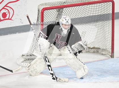 Thumbnail 3 in North Haven @ Fairfield Warde/Ludlowe photogallery.