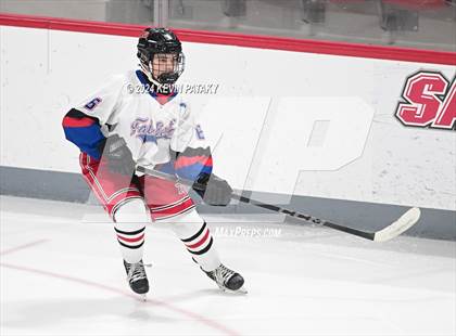 Thumbnail 1 in North Haven @ Fairfield Warde/Ludlowe photogallery.