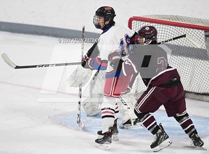Thumbnail 1 in North Haven @ Fairfield Warde/Ludlowe photogallery.