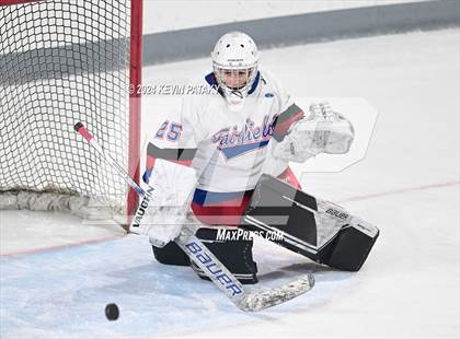 Thumbnail 1 in North Haven @ Fairfield Warde/Ludlowe photogallery.