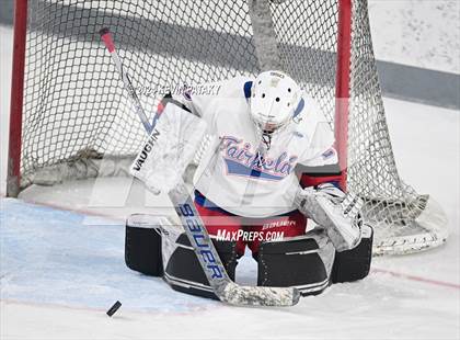Thumbnail 1 in North Haven @ Fairfield Warde/Ludlowe photogallery.
