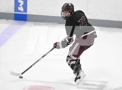 Thumbnail 3 in North Haven @ Fairfield Warde/Ludlowe photogallery.