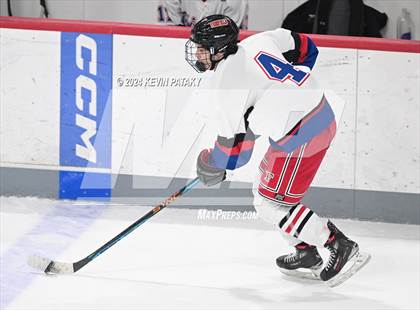 Thumbnail 1 in North Haven @ Fairfield Warde/Ludlowe photogallery.