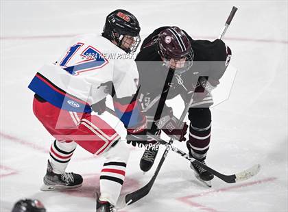 Thumbnail 1 in North Haven @ Fairfield Warde/Ludlowe photogallery.