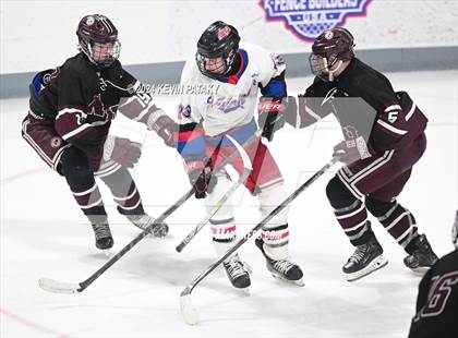 Thumbnail 3 in North Haven @ Fairfield Warde/Ludlowe photogallery.
