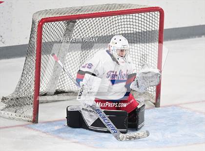 Thumbnail 1 in North Haven @ Fairfield Warde/Ludlowe photogallery.