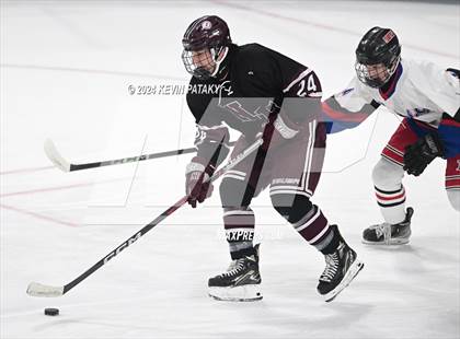 Thumbnail 1 in North Haven @ Fairfield Warde/Ludlowe photogallery.