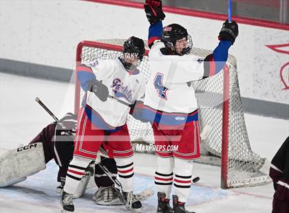 Thumbnail 1 in North Haven @ Fairfield Warde/Ludlowe photogallery.
