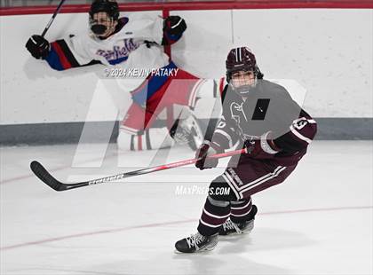 Thumbnail 1 in North Haven @ Fairfield Warde/Ludlowe photogallery.