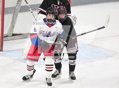 Thumbnail 1 in North Haven @ Fairfield Warde/Ludlowe photogallery.