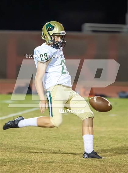 Thumbnail 3 in Hamilton vs Basha photogallery.